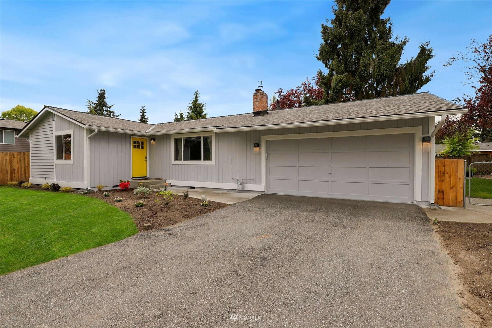 Property Photo:  20912 5th Avenue W  WA 98036 