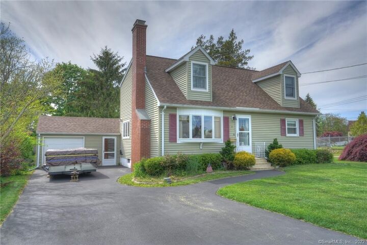 7 Senkow Avenue  Groton CT 06340 photo