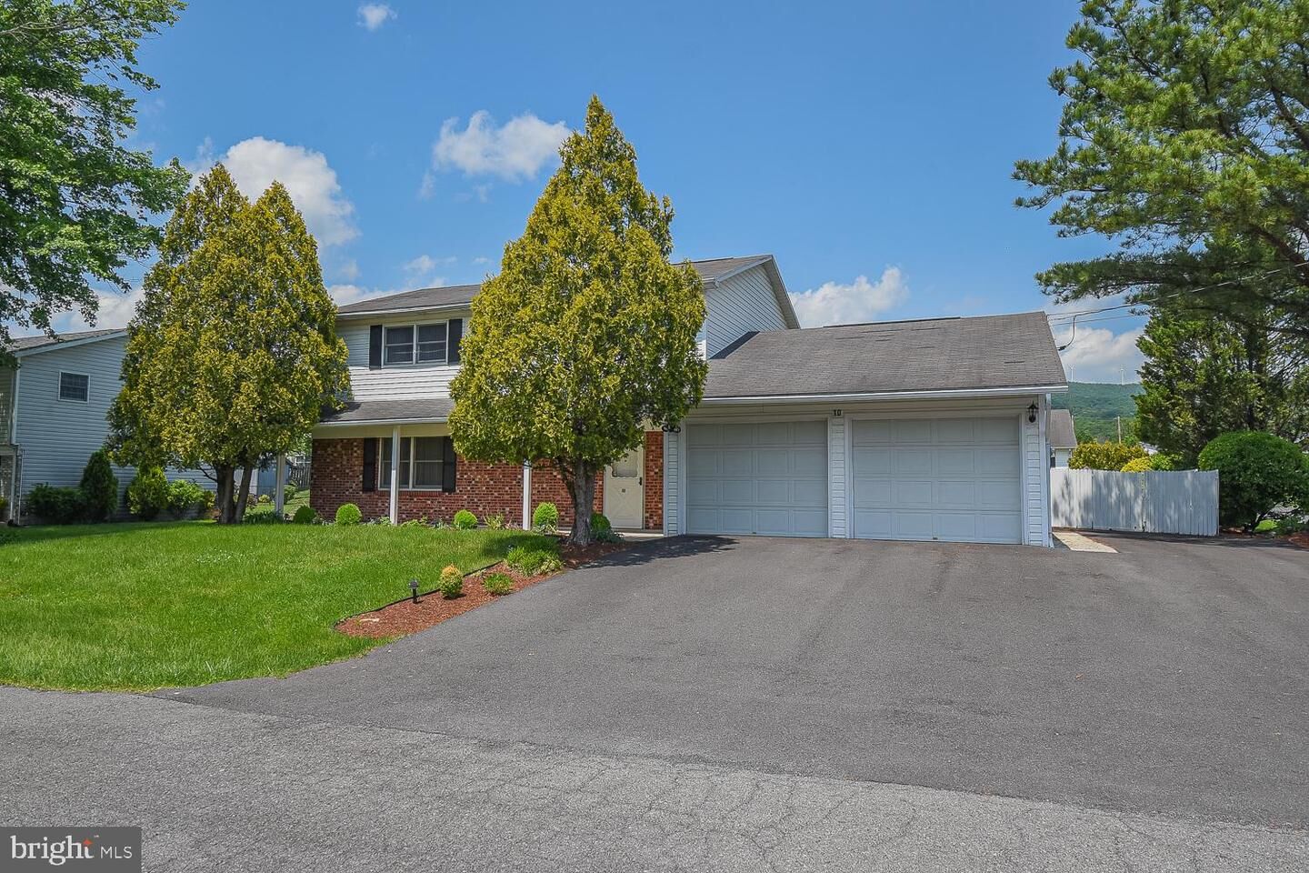 Property Photo: 10 S Hummingbird Street WV 26726