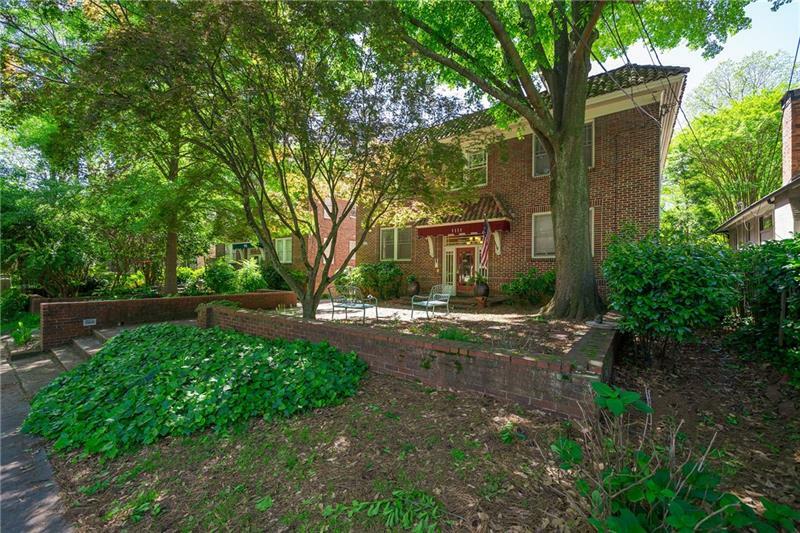 Property Photo: 1111 Briarcliff Place NE 2 GA 30306
