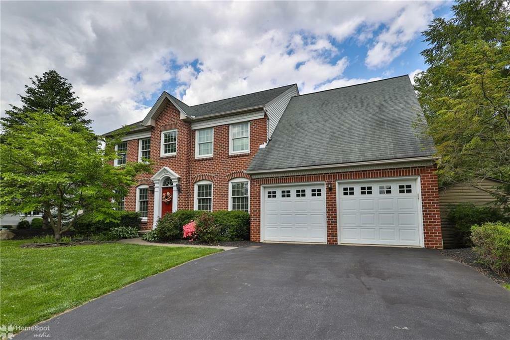 Property Photo:  4624 Virginia Drive  PA 18017 