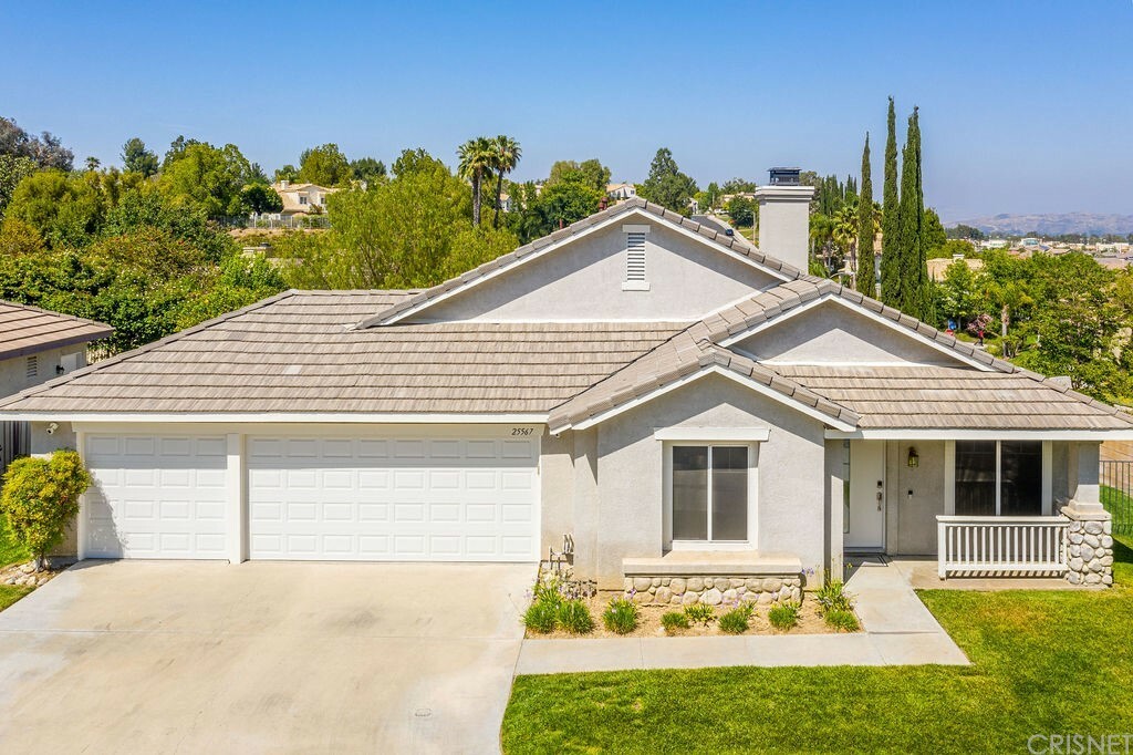 Property Photo:  25567 Crockett Lane  CA 91381 