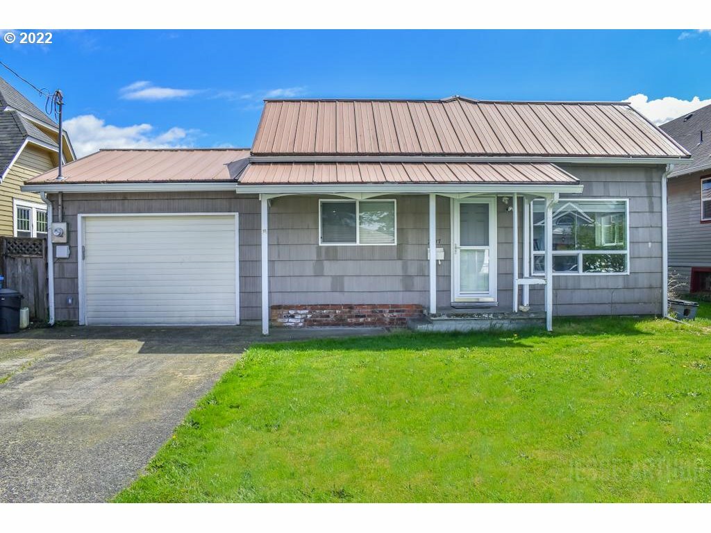 2517 5th St  Tillamook OR 97141 photo