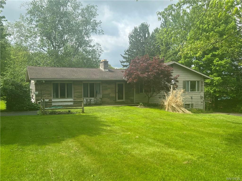 Property Photo: 1927 Lapham Road NY 14052