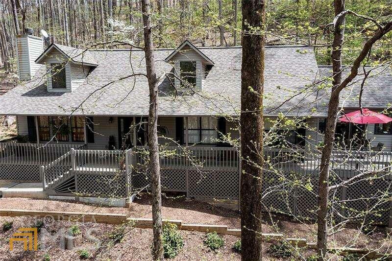 Property Photo:  212 Crippled Oak Trail  GA 30143 