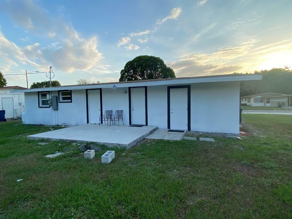 Property Photo:  3004 9th Avenue Drive E  FL 34221 