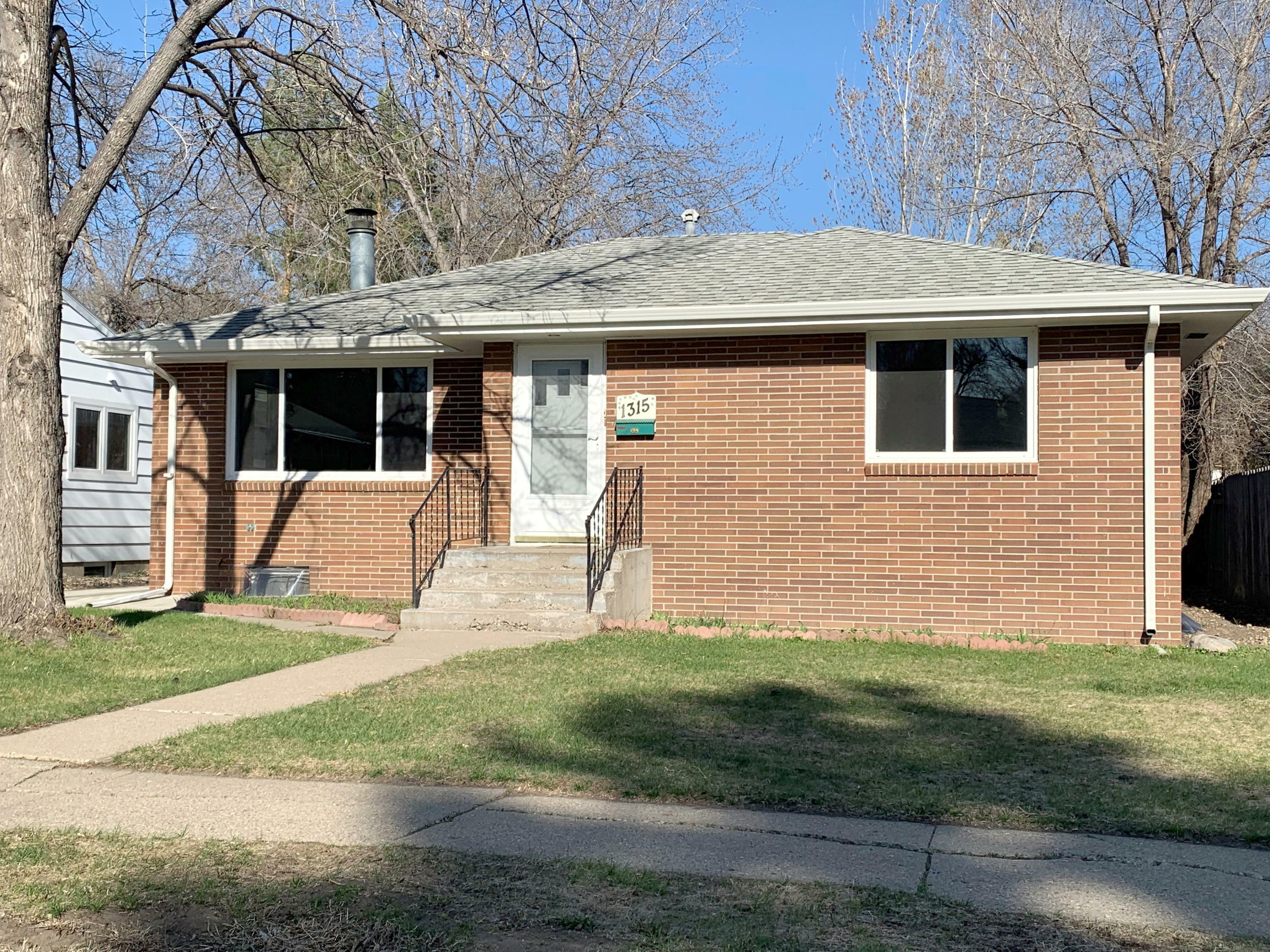 Property Photo:  1315 16th Street  ND 58501 