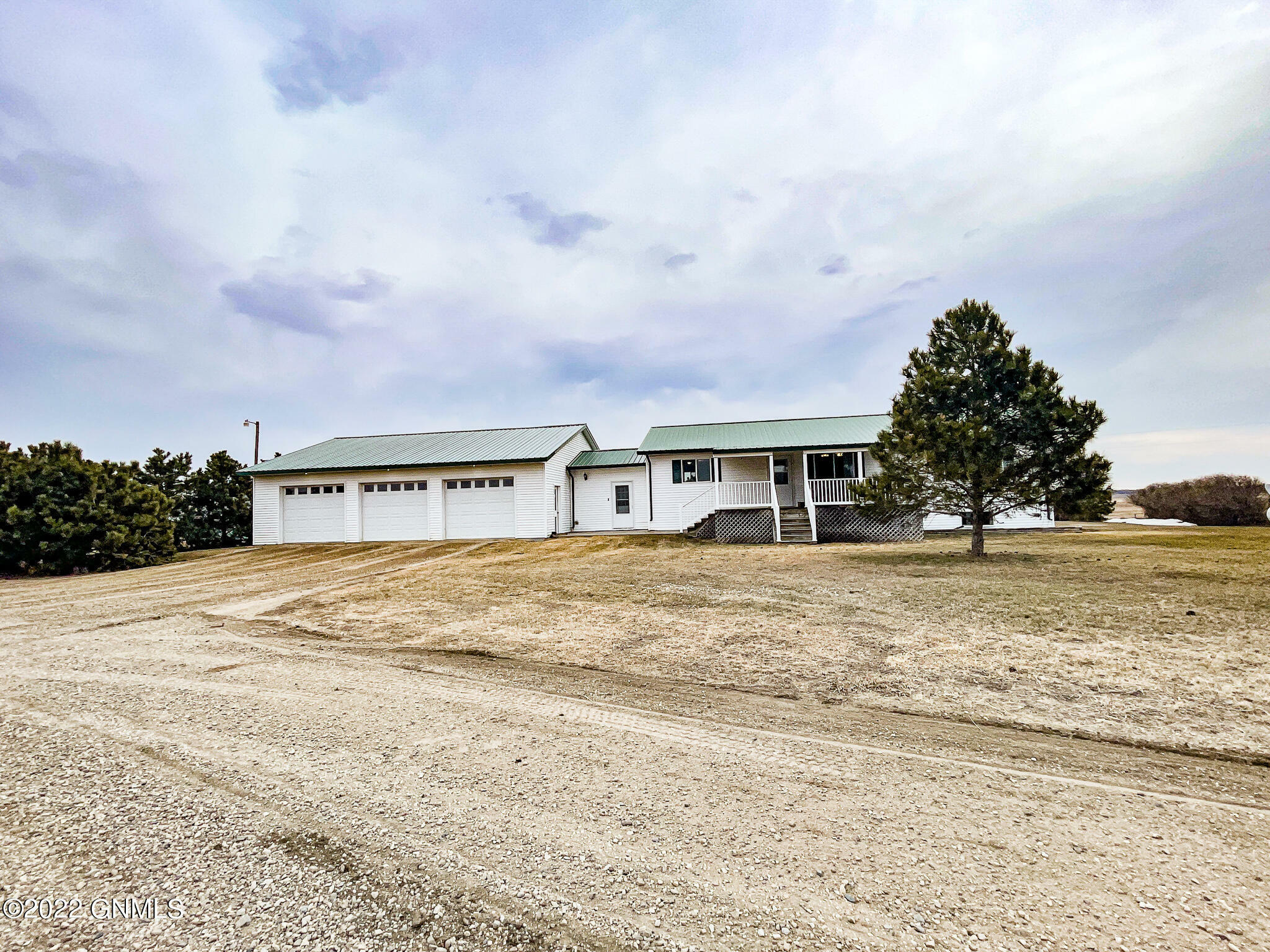 Property Photo:  6773 6th Street SE  ND 58421 