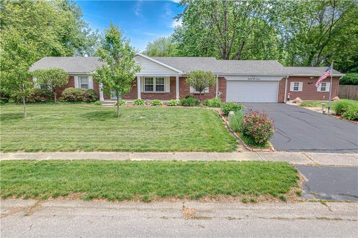 8260 Lawrence Avenue  Indianapolis IN 46239 photo