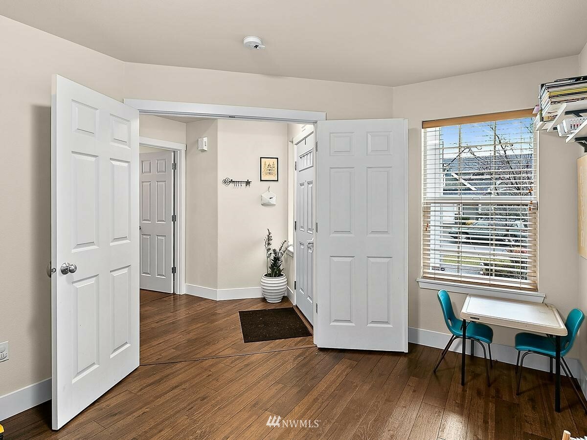 Property Photo: 26821 224th Avenue SE WA 98038