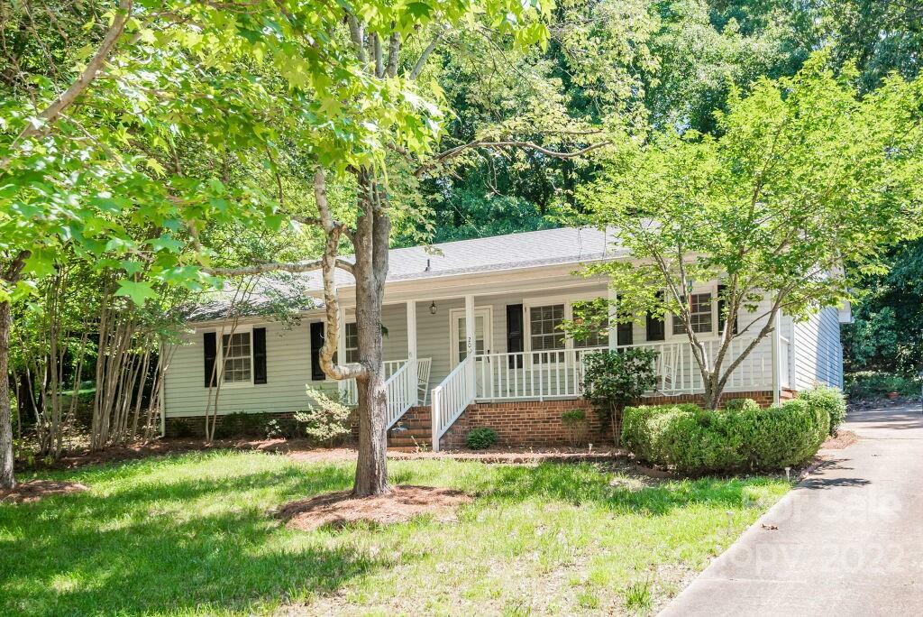 Property Photo:  209 Pelham Lane  SC 29715 