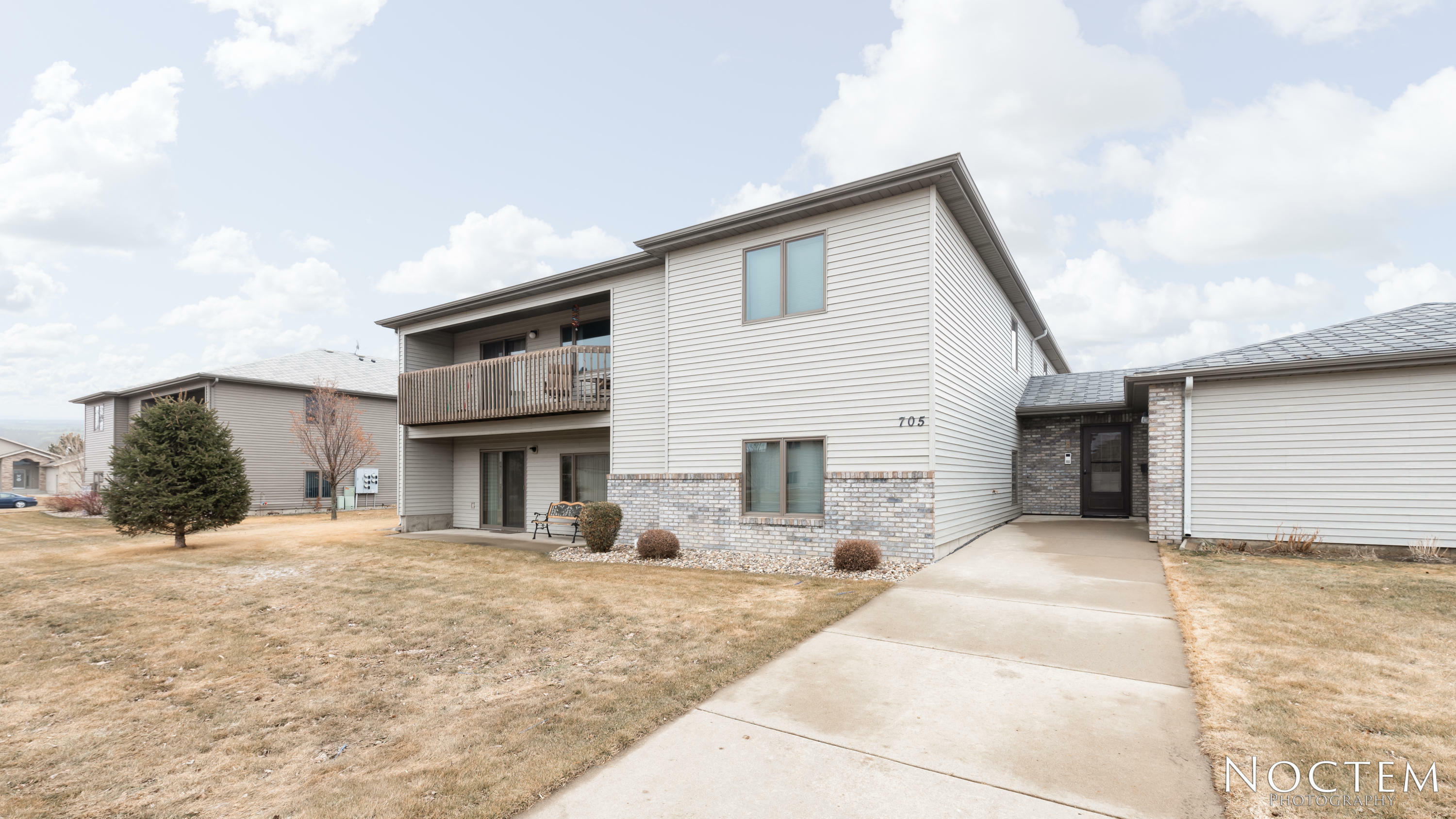 Property Photo: 705 Bridgeport Drive 2 ND 58504