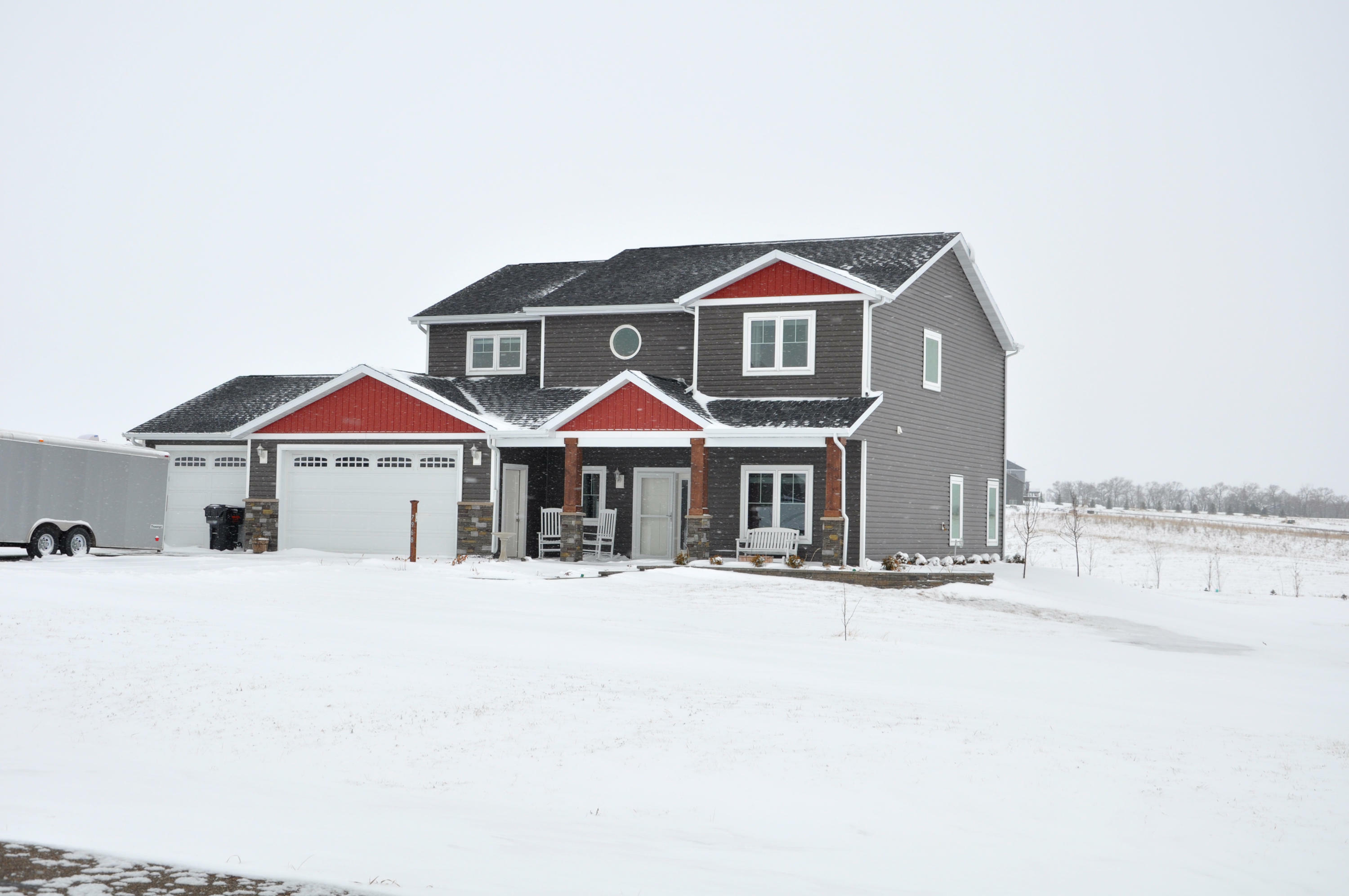 Property Photo:  7968 Scenic Hills Road  ND 58503 