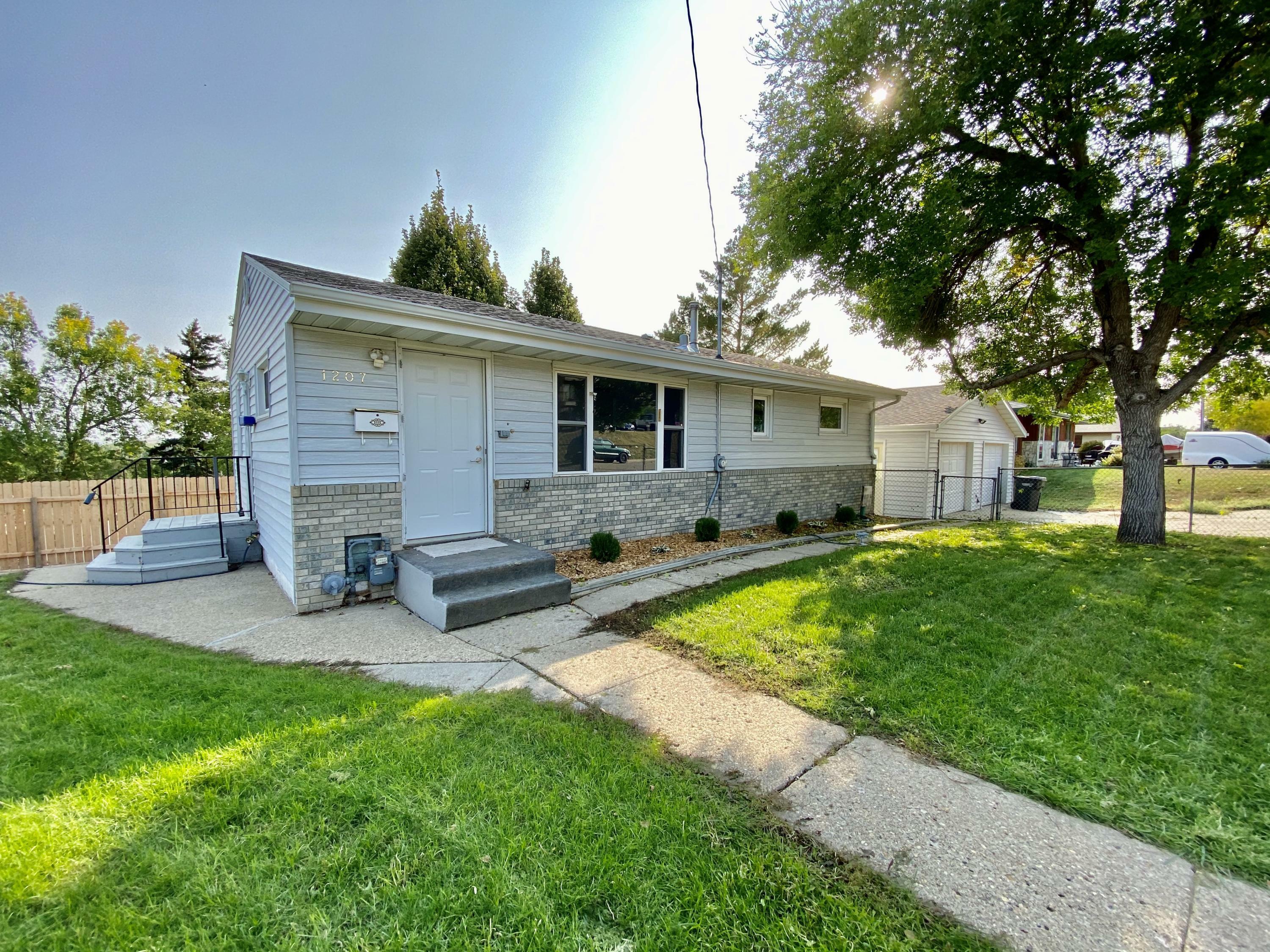 Property Photo:  1207 3rd Street NE  ND 58554 