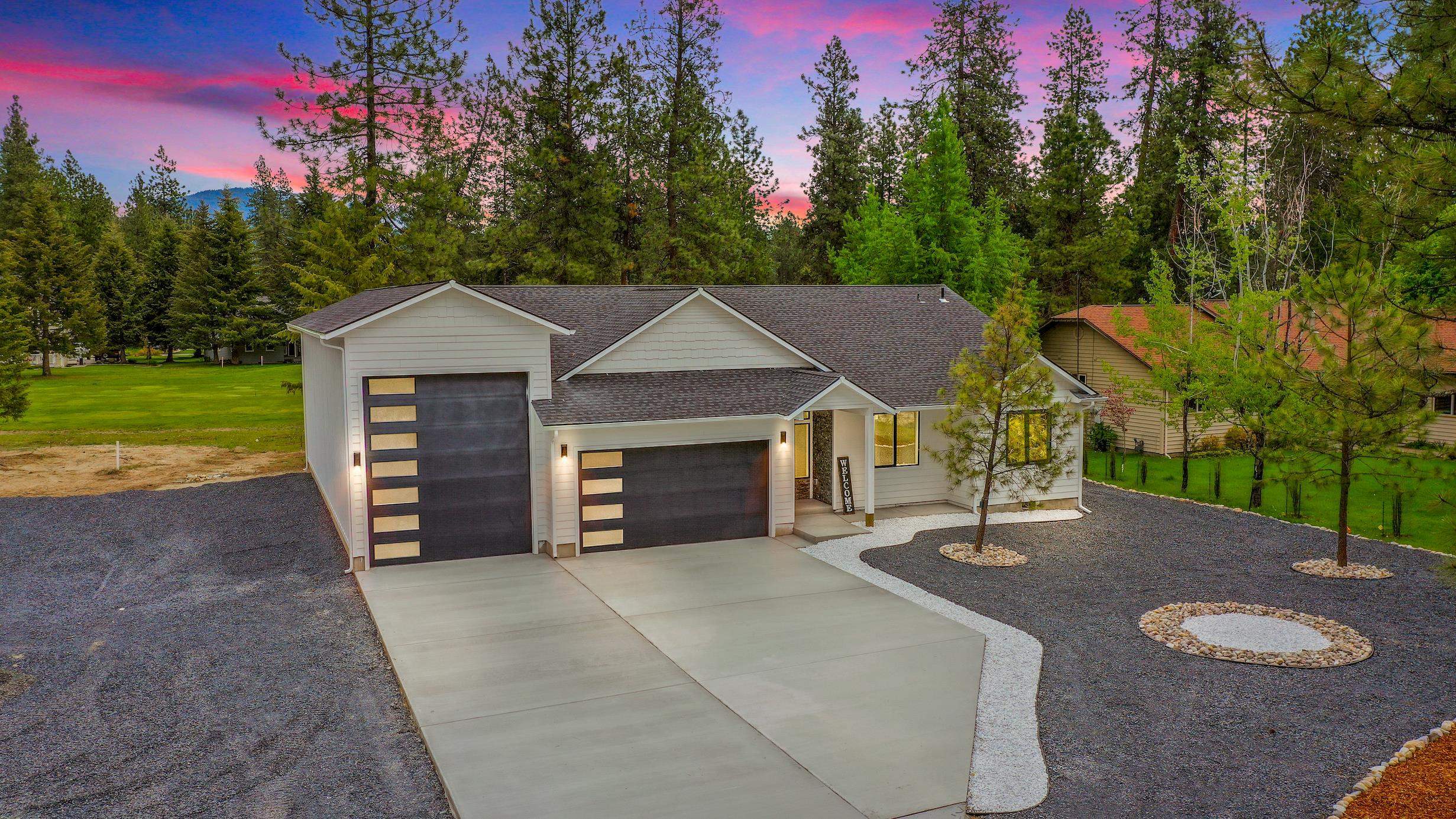 Property Photo:  313 Hogans Way  WA 99109 