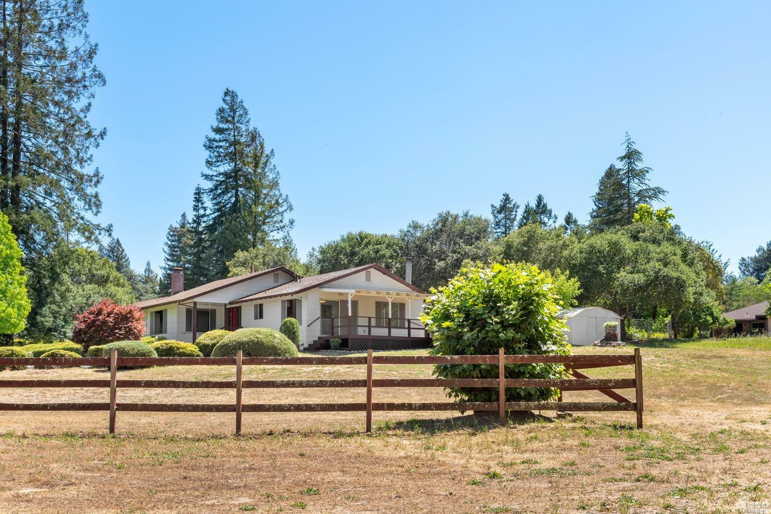 Property Photo:  401 Princeton Drive  CA 95472 