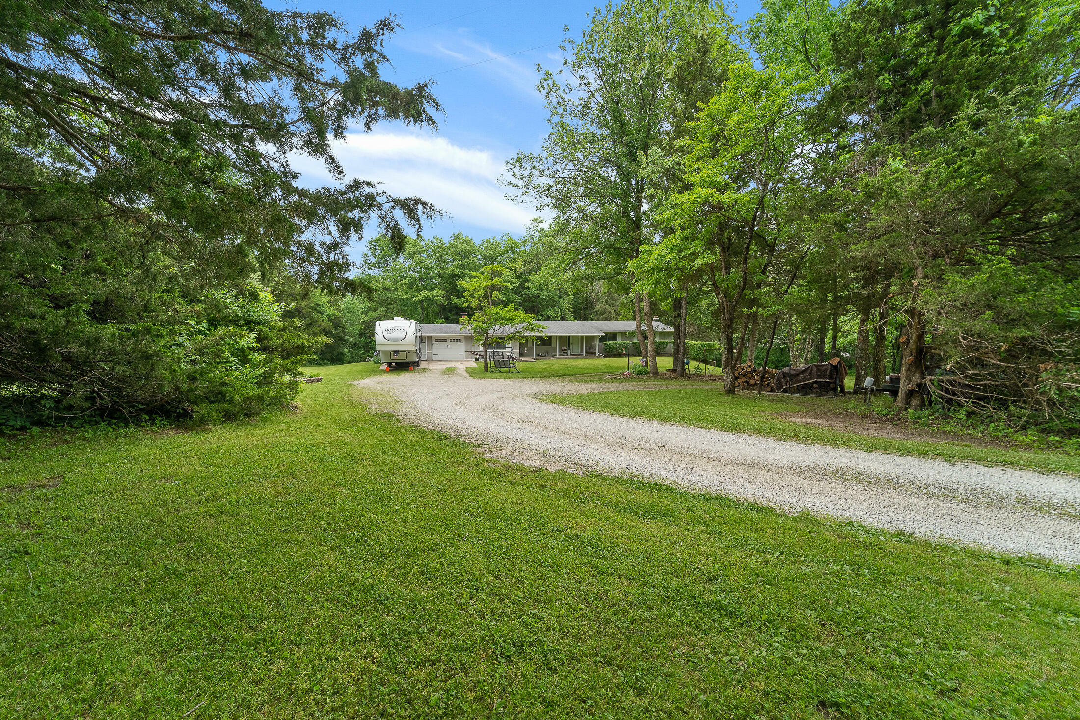 Property Photo:  14250 S Rangeline Rd  MO 65010 