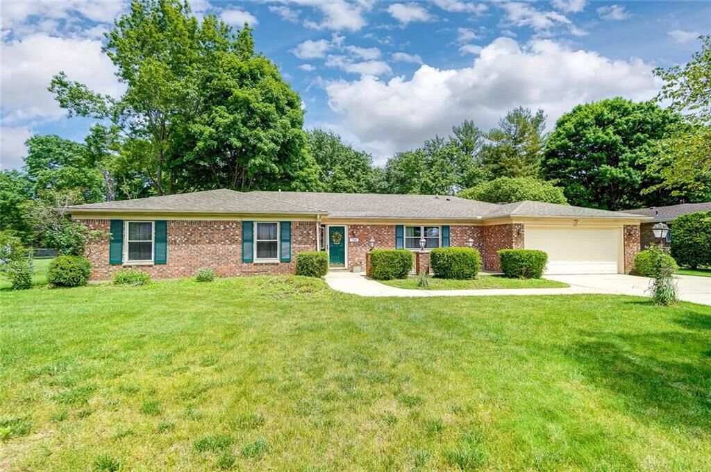 Property Photo: 730 Fawcett Drive OH 45434