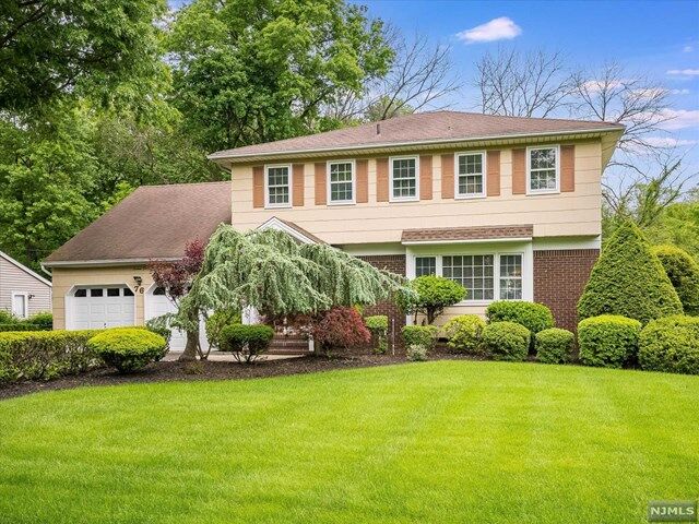 Property Photo:  76 Ellsworth Terrace  NJ 07452 