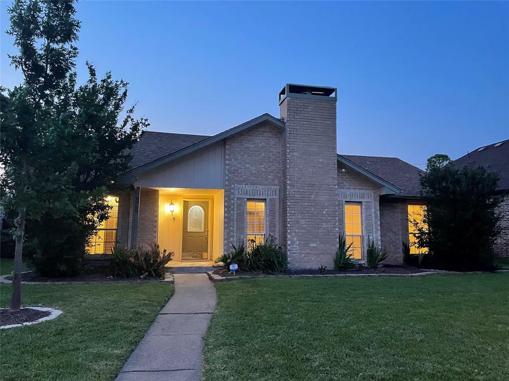 Property Photo:  8909 Shipman Street  TX 75088 