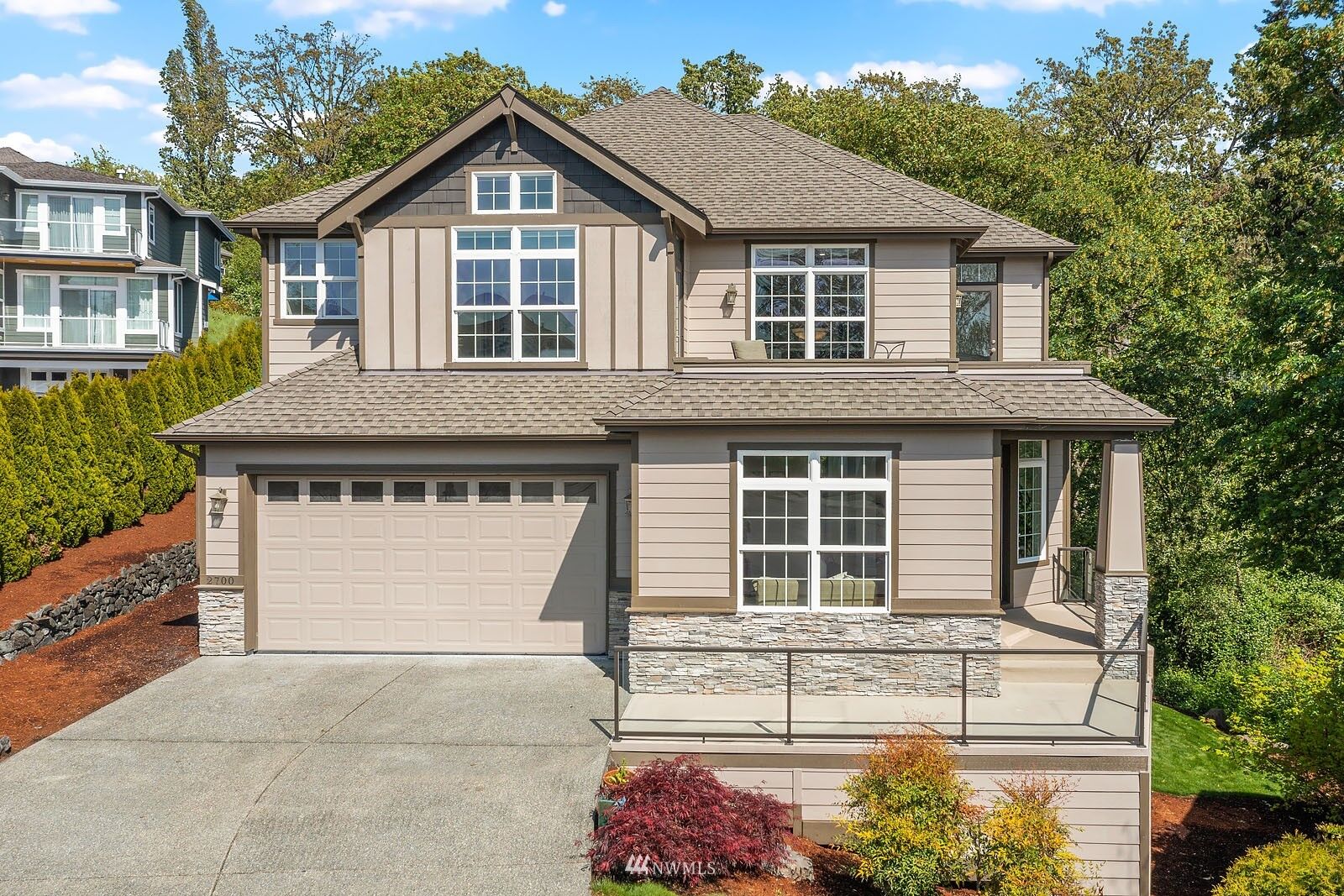 Property Photo:  2700 Williams Avenue N  WA 98056 