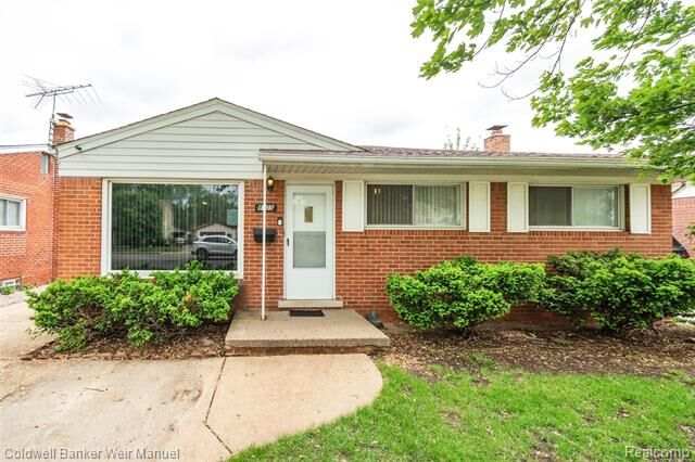 8105 Pardee Street  Taylor MI 48180 photo