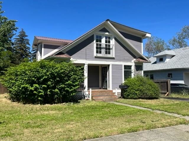 Property Photo:  2503 N Madelia St  WA 99207 