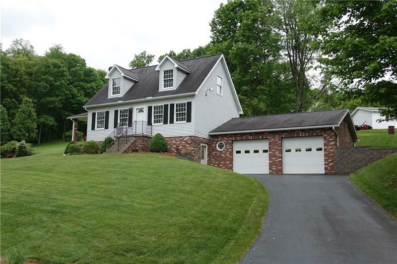 Property Photo:  208 Glenford Drive  PA 16025 