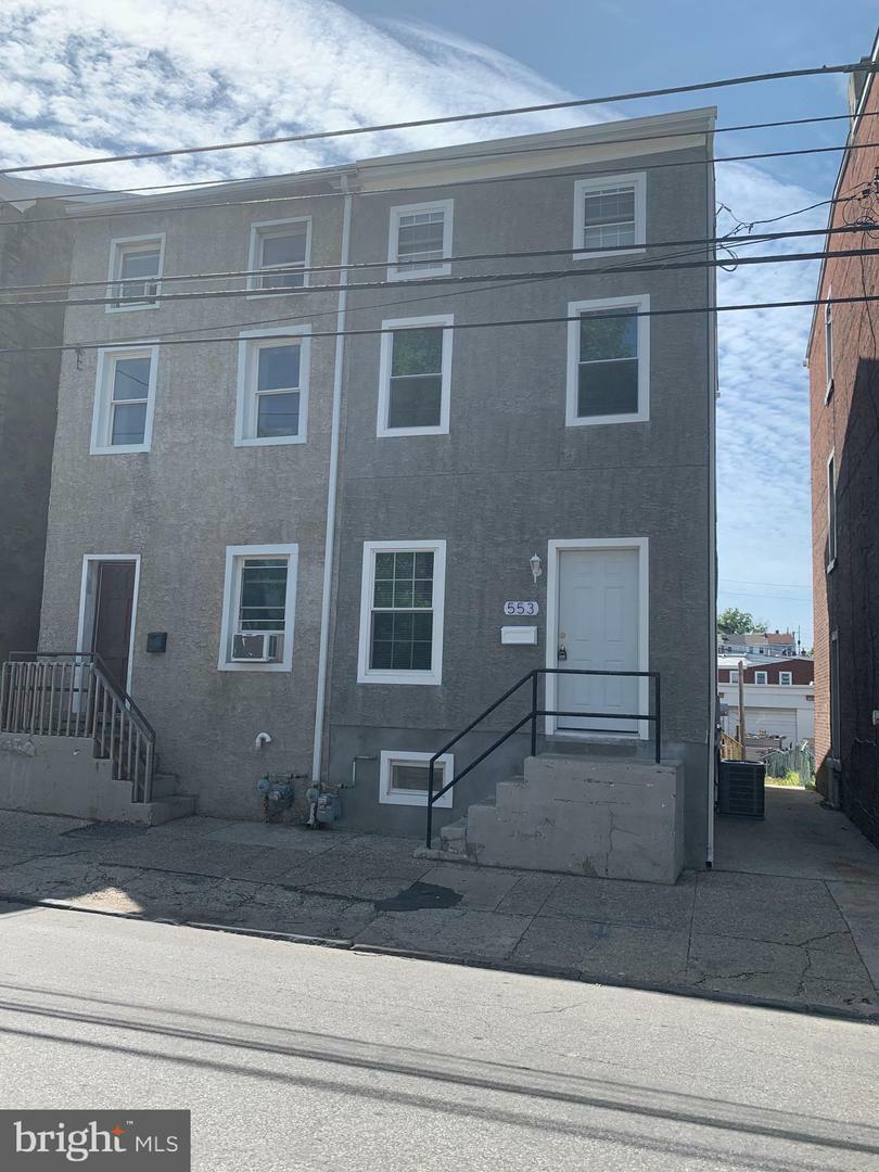 Property Photo: 553 Arch Street PA 19401