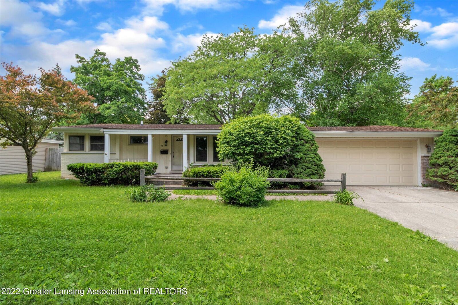 Property Photo:  1253 N Hayford Avenue  MI 48912 