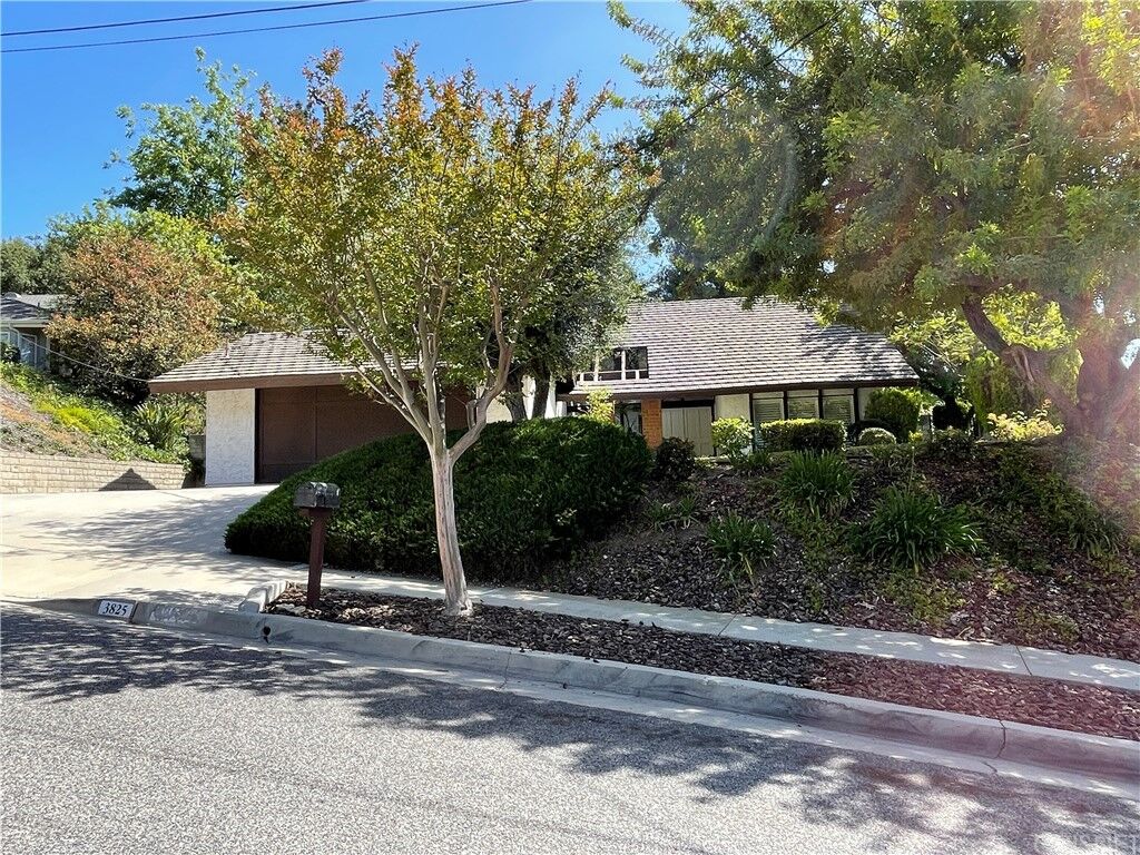 Property Photo:  3825 Algonaut Drive  CA 91302 