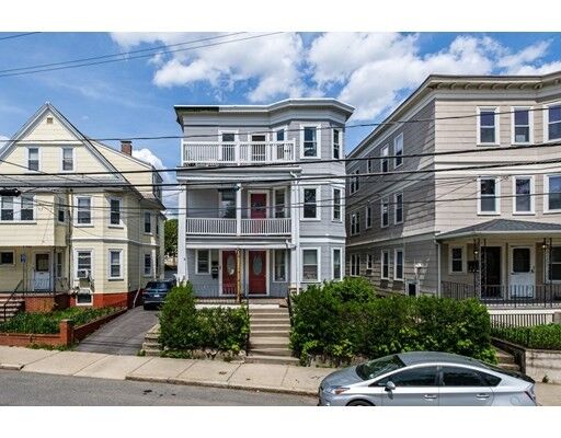 Property Photo:  275 Summer St 3  MA 02144 