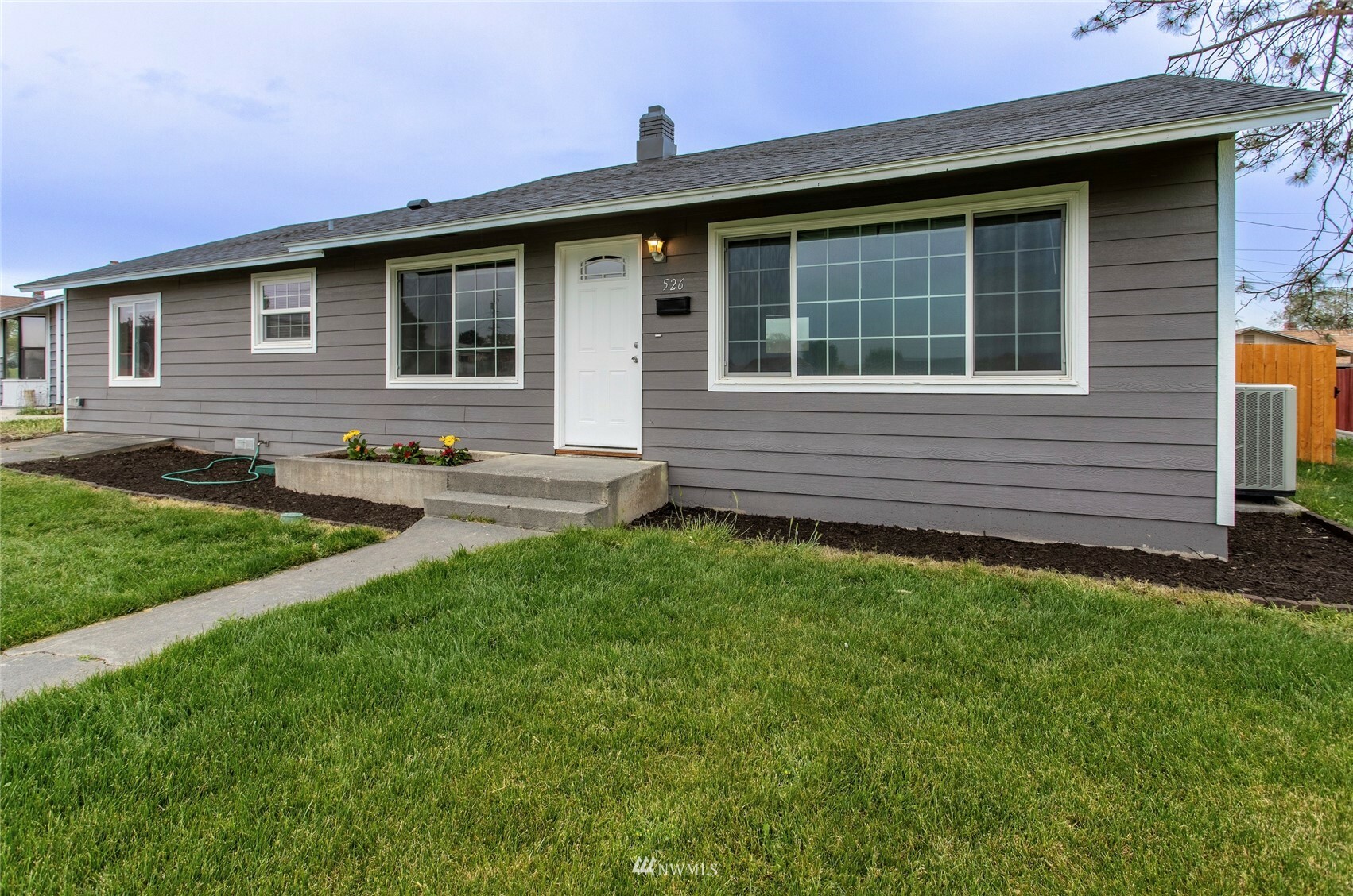 Property Photo:  526 W Pine Drive  WA 98837 