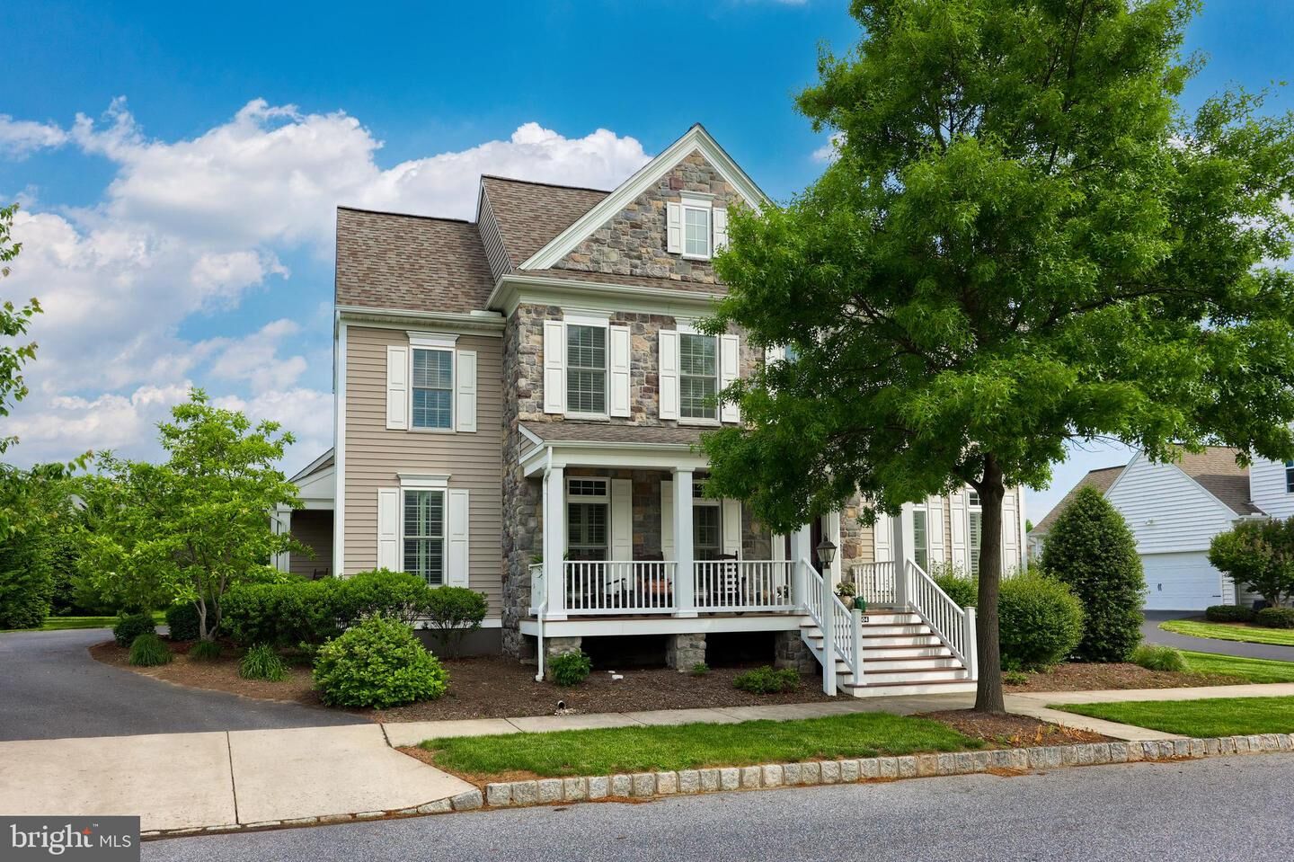 Property Photo:  1404 Banner Drive  PA 17601 