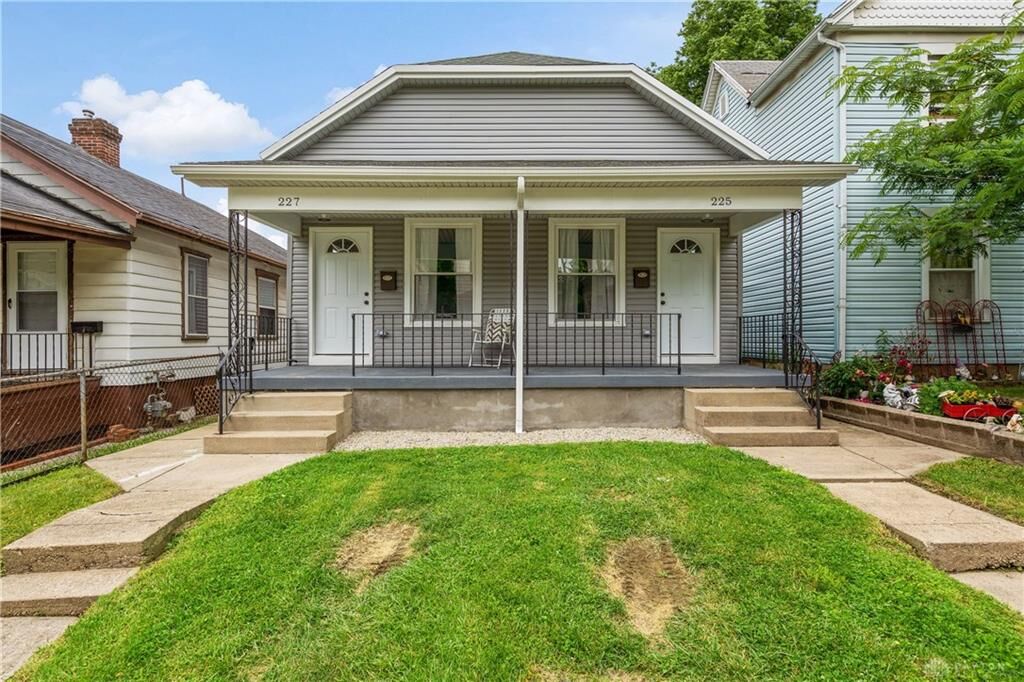 Property Photo:  225 Livingston Avenue 225 &Amp 227  OH 45403 