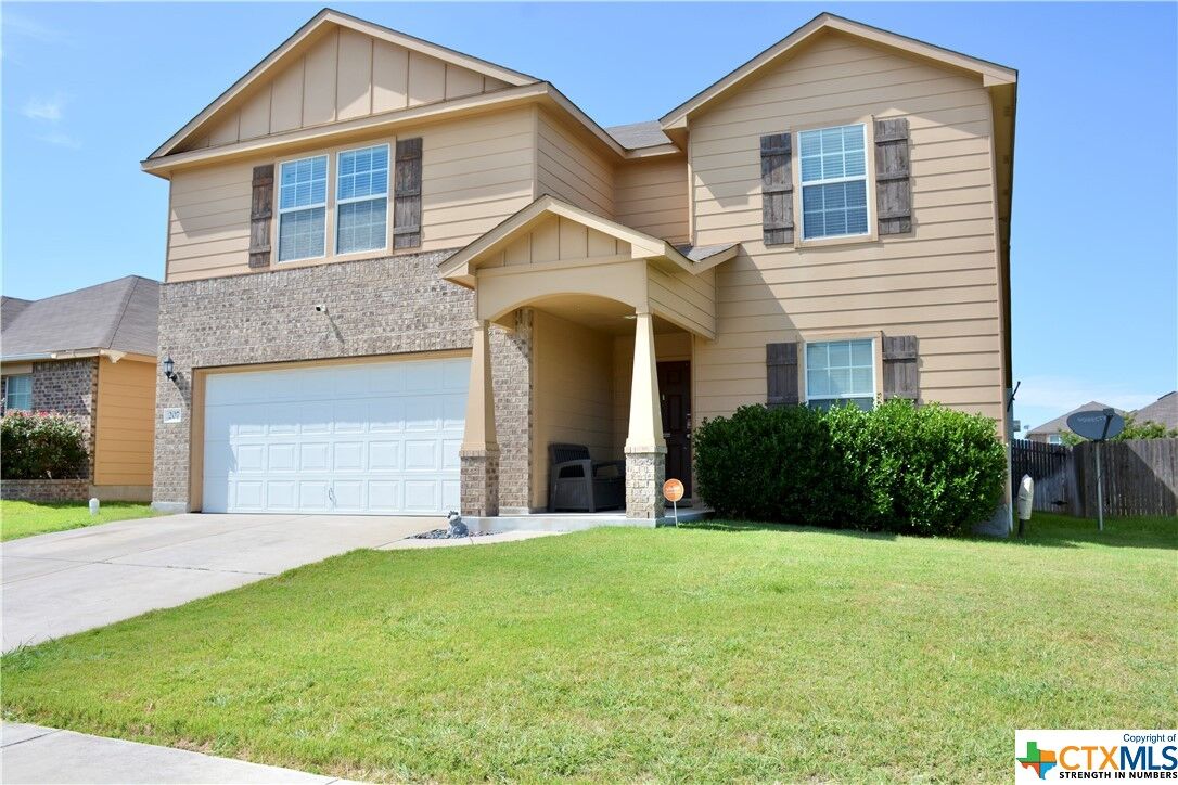 Property Photo: 207 W Orion Drive TX 76542