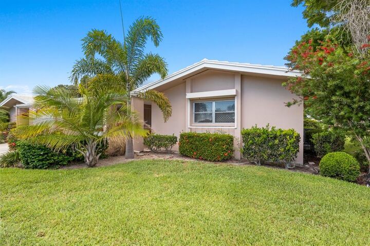 Property Photo: 3215 Brockton Lane 714 FL 34239