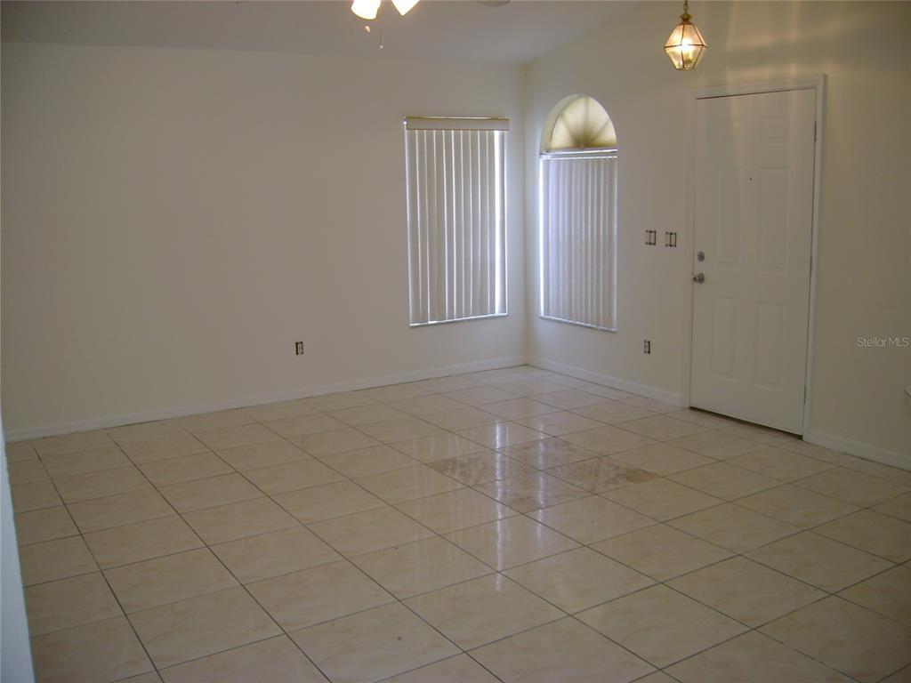Property Photo:  267 Tuscany Pointe Avenue  FL 32807 