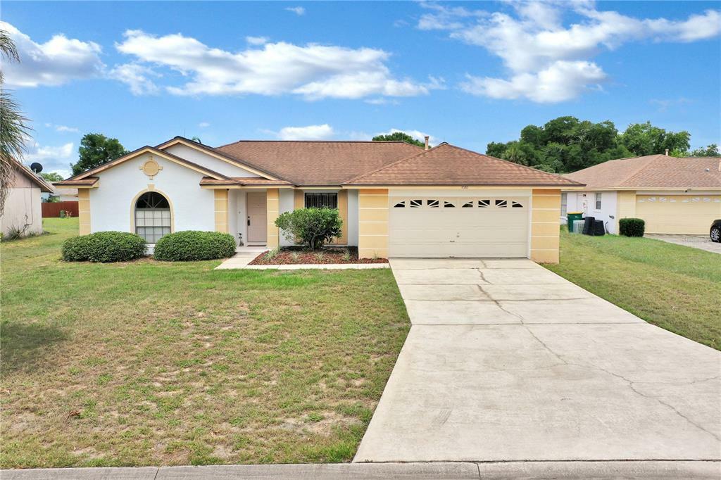 Property Photo:  1080 Jodi Ridge Court  FL 34747 