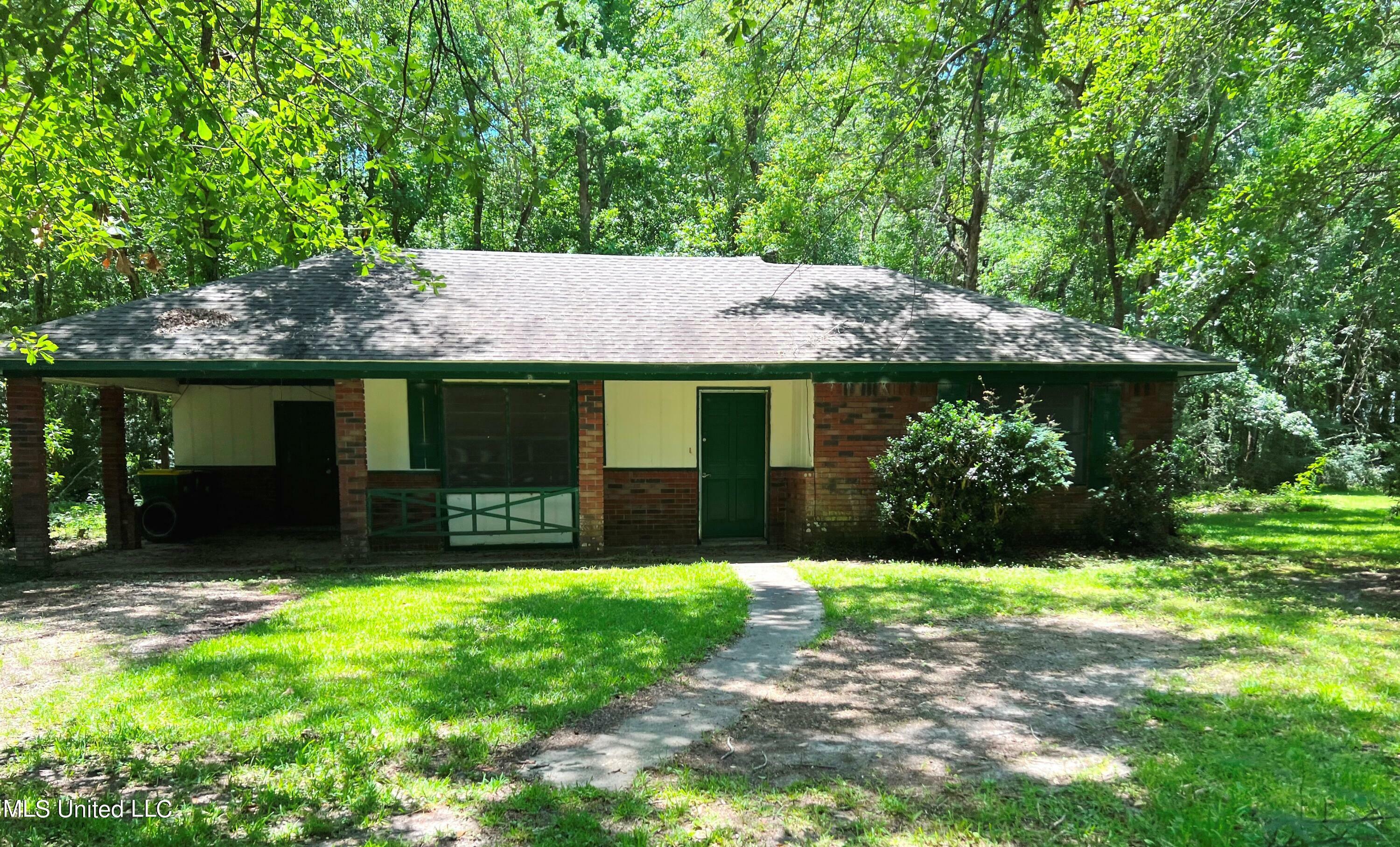 Property Photo:  14609 Wolf Ridge Road  MS 39562 