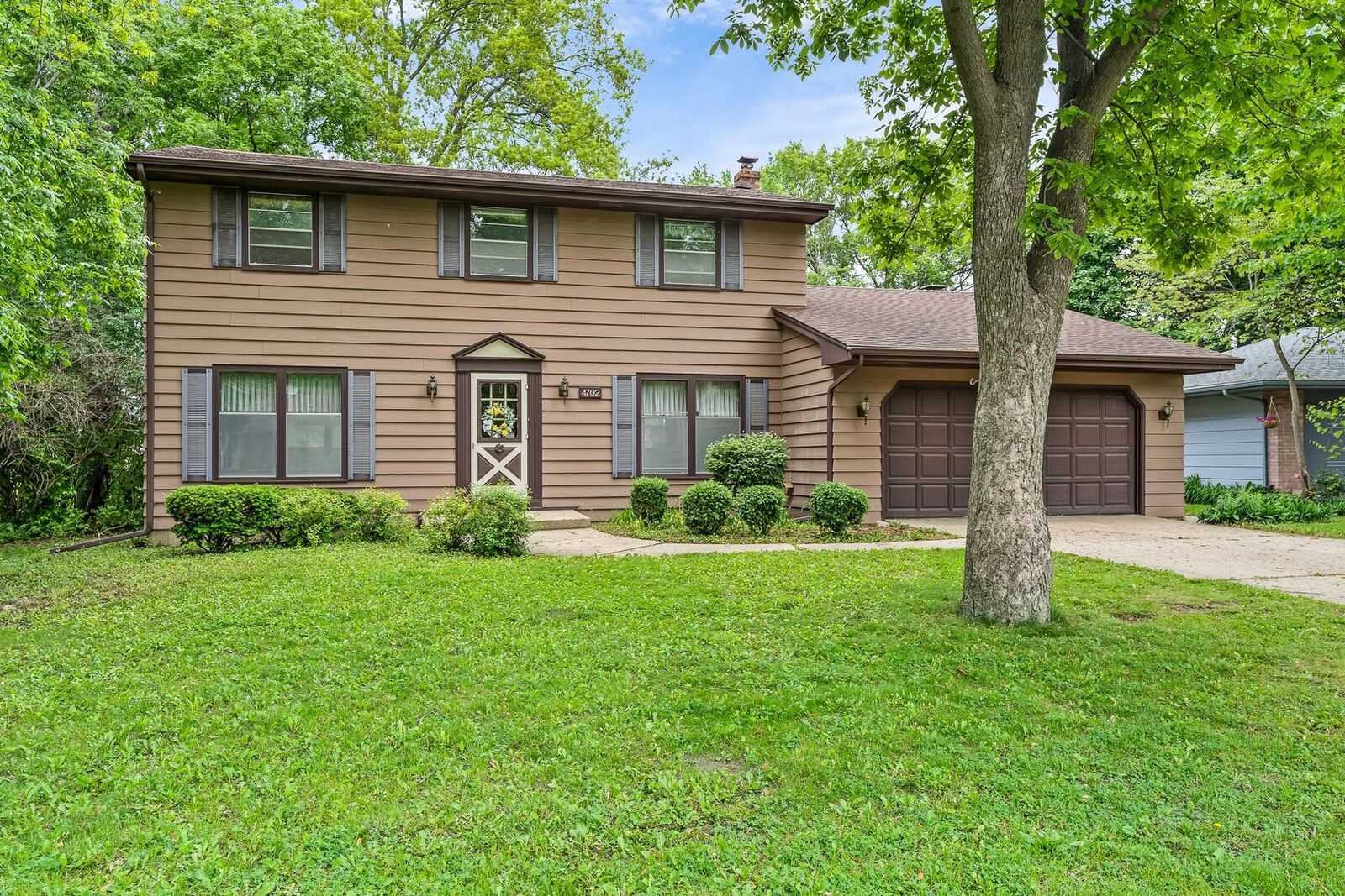 Property Photo: 4702 Pepper Drive IL 61114