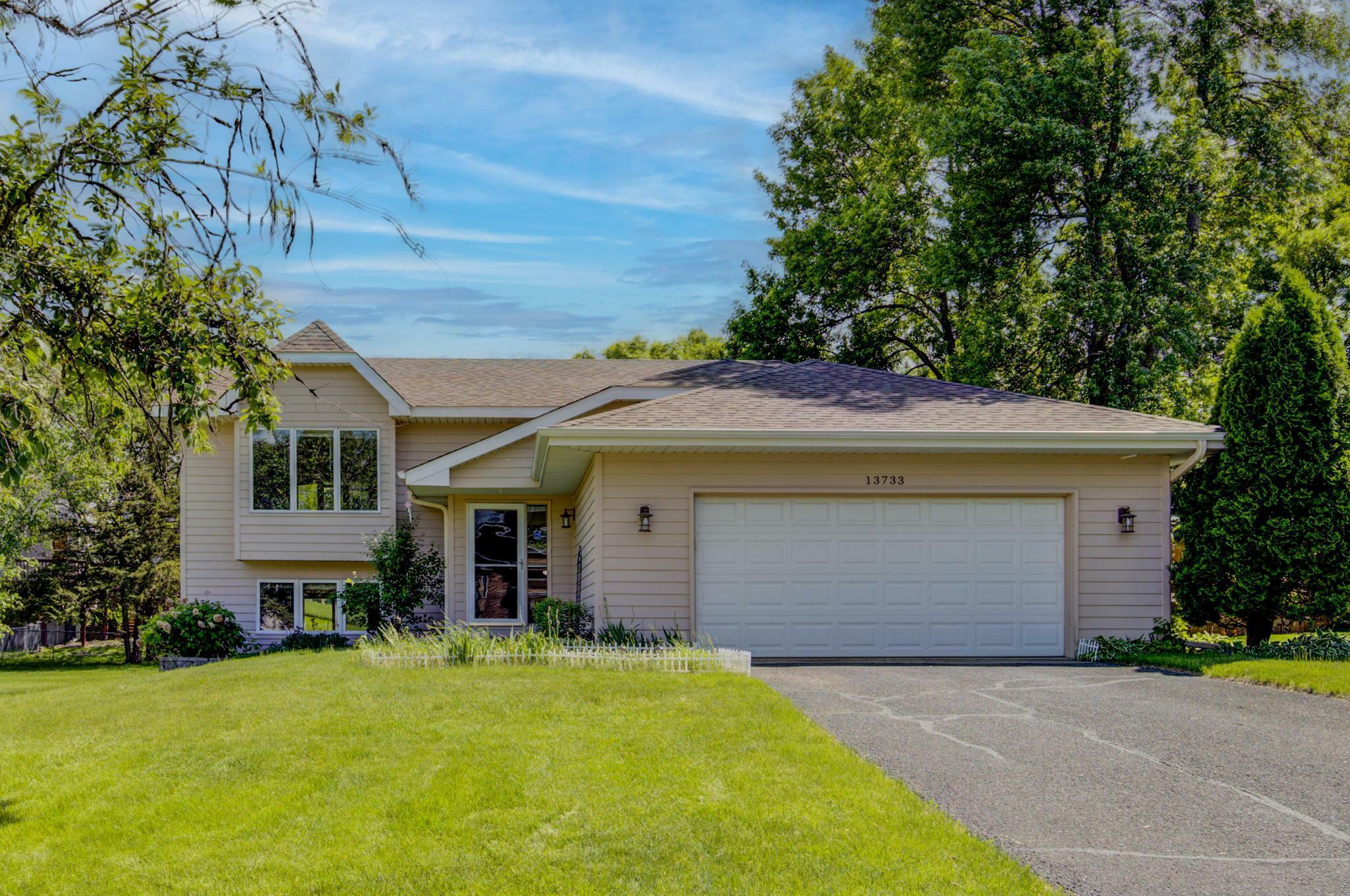 Property Photo:  13733 Carmody Drive  MN 55347 