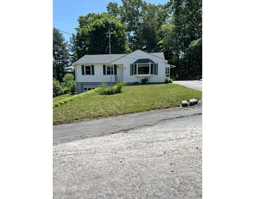 Property Photo:  31 Royal Rd  MA 01603 