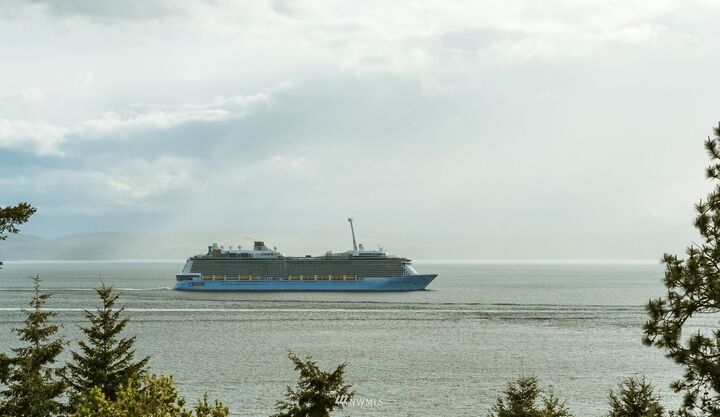 Property Photo:  339  Crows Nest Drive  WA 98249 