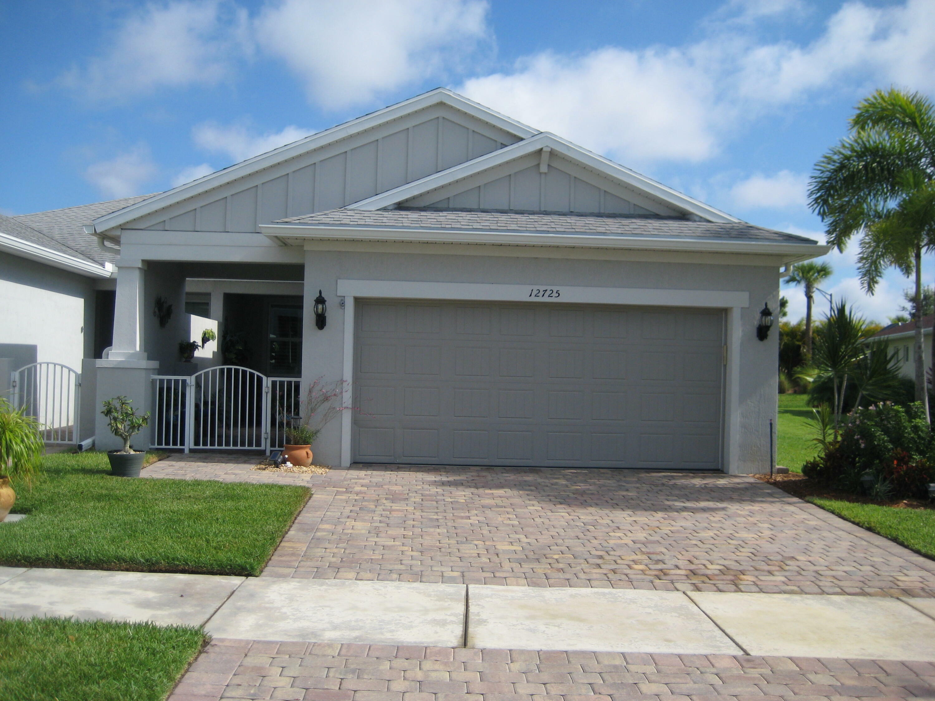 Property Photo:  12725 SW Gingerline Drive  FL 34984 