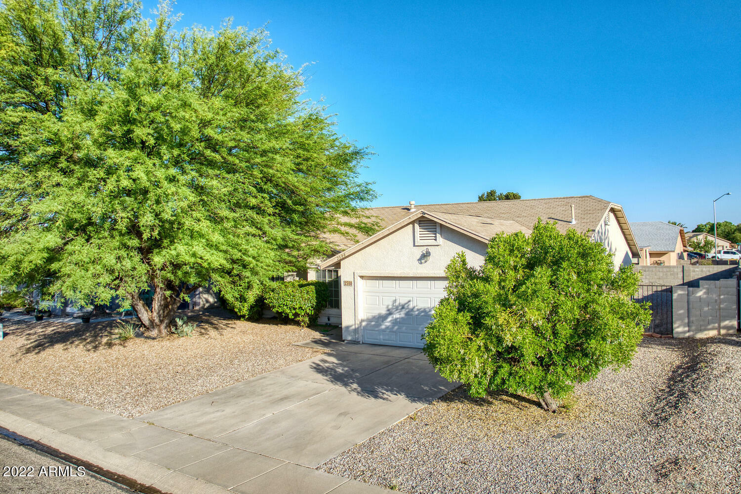 Property Photo:  2586 Raven Drive  AZ 85650 