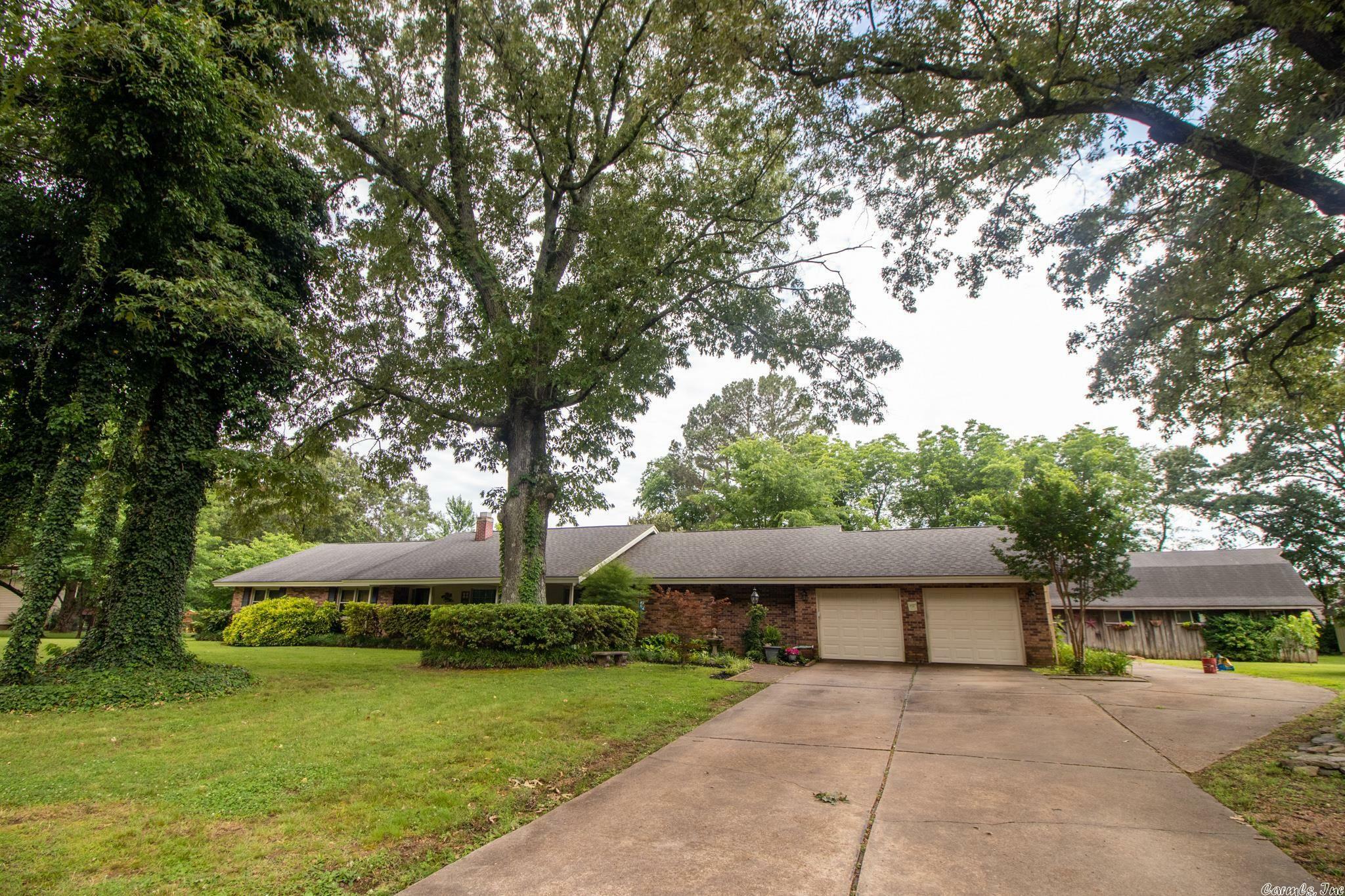 Property Photo:  4121 Oakhill Lane  AR 72405 