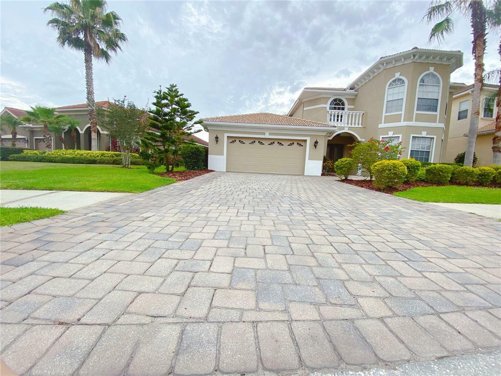 Property Photo:  10521 Martinique Isle Drive  FL 33647 