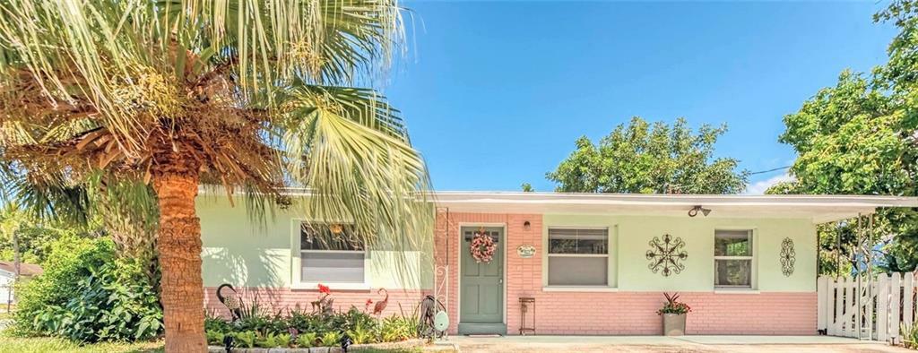 Property Photo: 1407 York Street S FL 33707