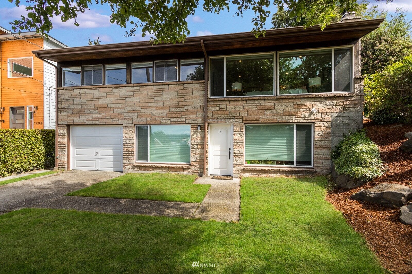 Property Photo:  2312 S Spencer Street  WA 98108 